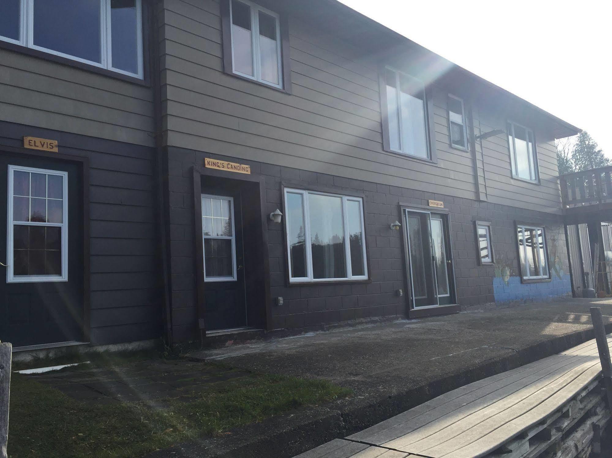Sauble River Marina And Lodge Resort Sauble Beach Exterior foto